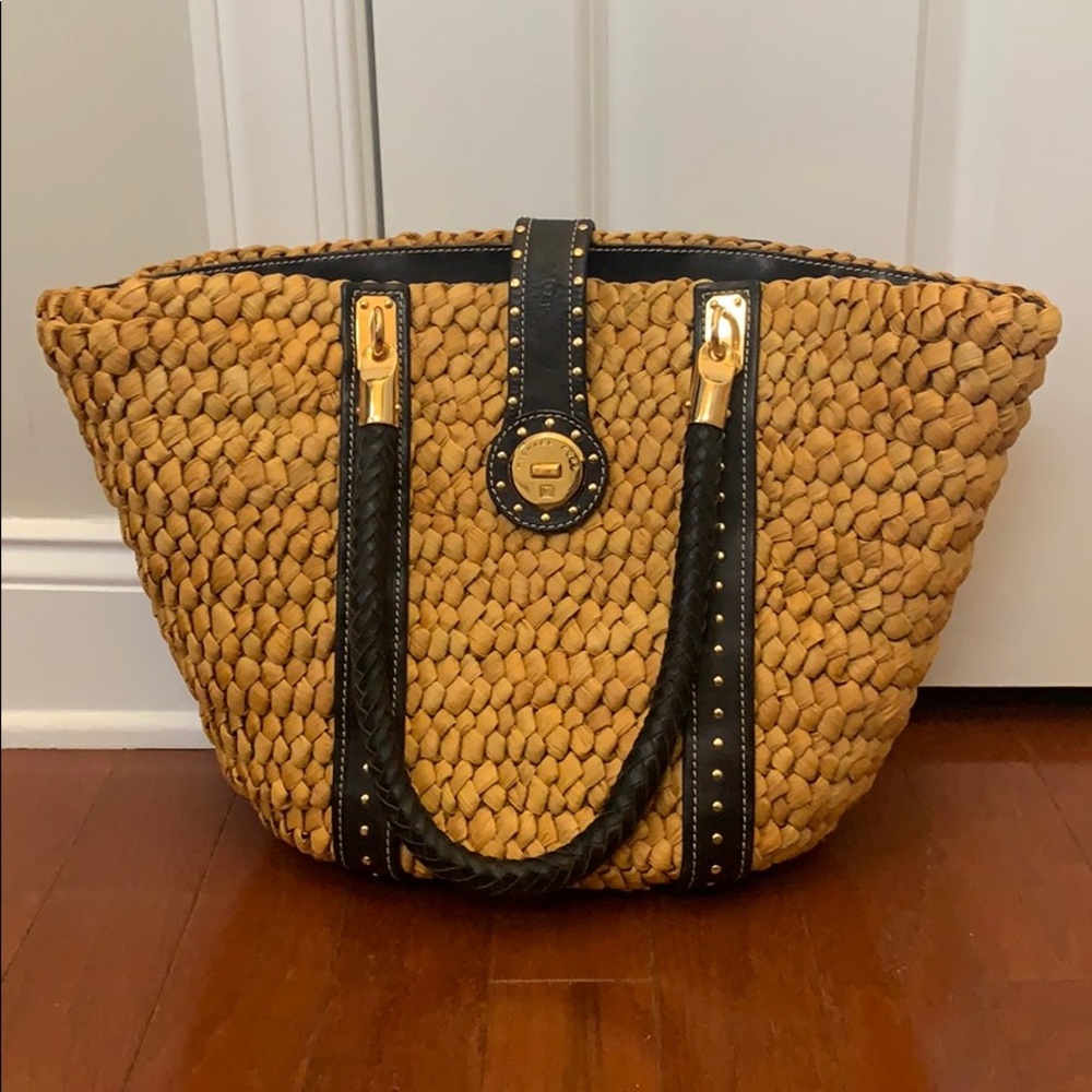 Michael Kors straw bag / beach-pool tote